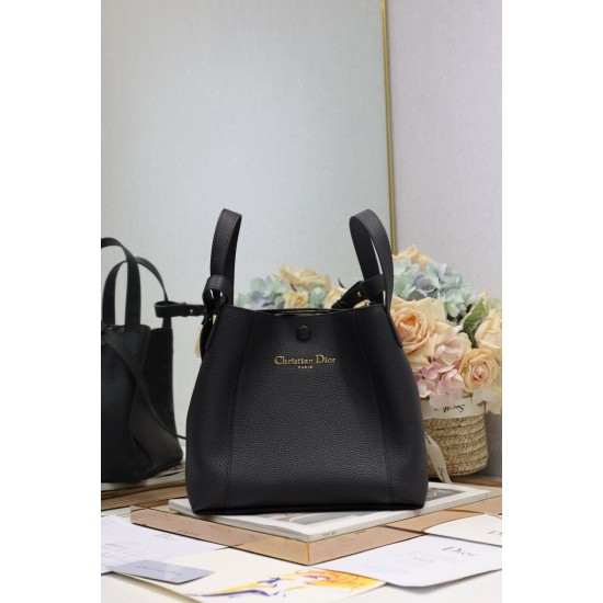 Replica Borsa a secchiello Dior Signature piccola/media nera Imitazioni Falso