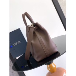 Replica Borsa tote Dior Normandie media da uomo marrone Imitazioni Falso