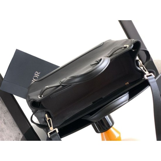 Replica Borsa tote Dior Normandie media da uomo nera Imitazioni Falso