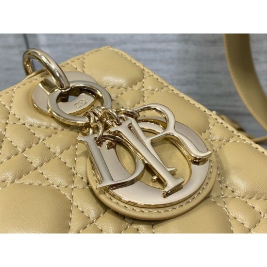 Replica Borsa Dior Lady Dior My ABCDior Piccola Pastello Imitazioni Falso
