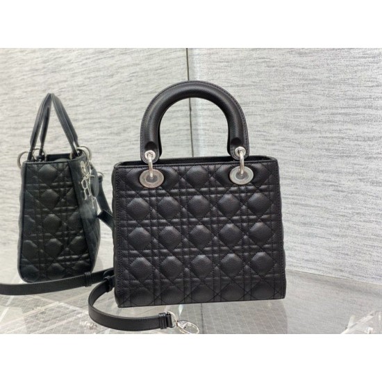 Replica Borsa Dior Lady Dior Media in Pelle di Vitello Granata Nera Imitazioni Falso