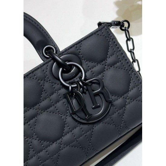 Borsa Dior Classic Lady Borsa Dior Replica D-Joy Piccola in Pelle di Vitello Ultraopaca Nera