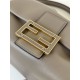 Replica Borsa Fendi Mamma Baguette Piccola Grigia Imitazioni Falso Replica Borsa Fendi Mamma Baguette Piccola Grigia Imitazioni Falso
