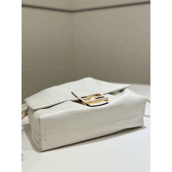 Replica Borsa Fendi Mamma Baguette Media/Grande Nappa Beige Imitazioni Falso