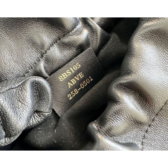 Replica Borsa Fendi Mamma Baguette Piccola Nera Imitazioni Falso