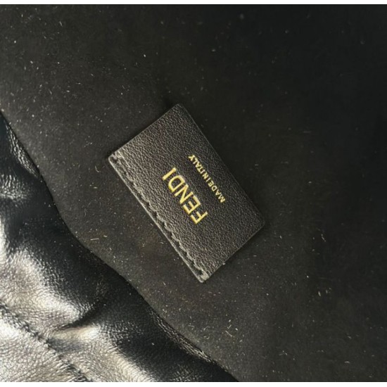 Replica Borsa Fendi Mamma Baguette Piccola Nera Imitazioni Falso