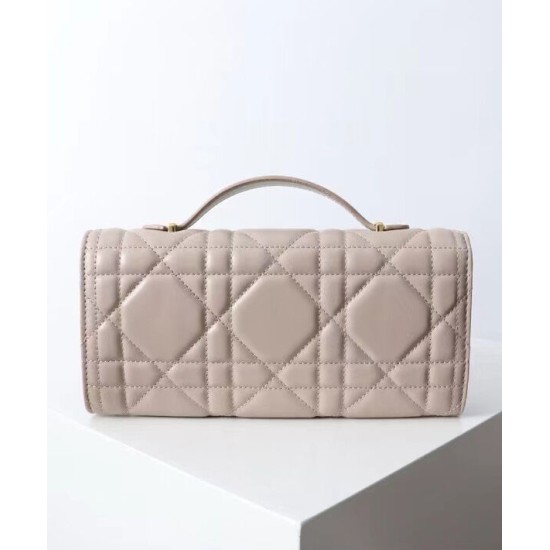 Replica Pochette Dior Miss Caro Albicocca
