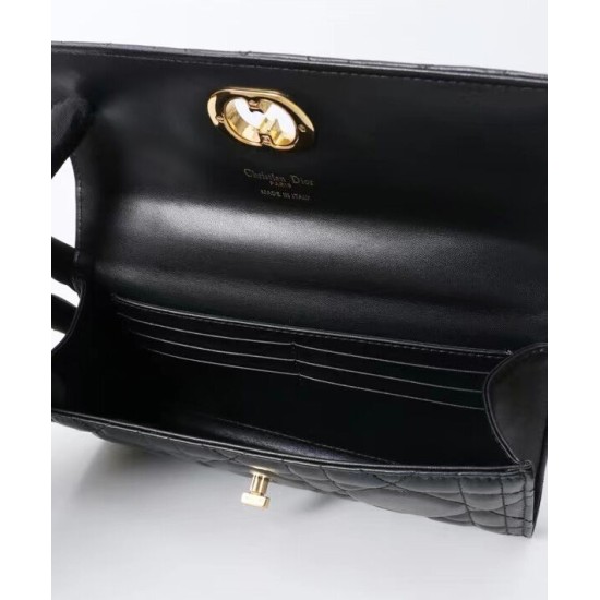 Miglior Replica Dior Miss Caro Top Handle Clutch Nera Imitazione Miglior Replica Dior Miss Caro Top Handle Clutch Nera Imitazione