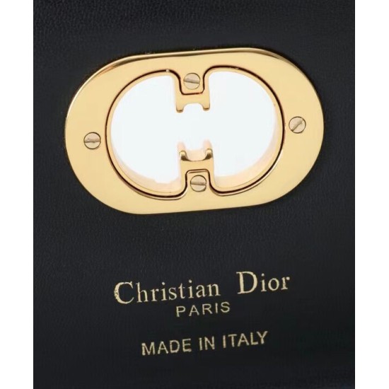 Miglior Replica Dior Miss Caro Top Handle Clutch Nera Imitazione Miglior Replica Dior Miss Caro Top Handle Clutch Nera Imitazione