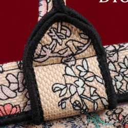 Replica Borsa Dior Book Tote grande Dior M1286 Albicocca ricamata con il motivo Papillon Toile de Jouy blu di Pietro Ruffo Imitazioni Falso