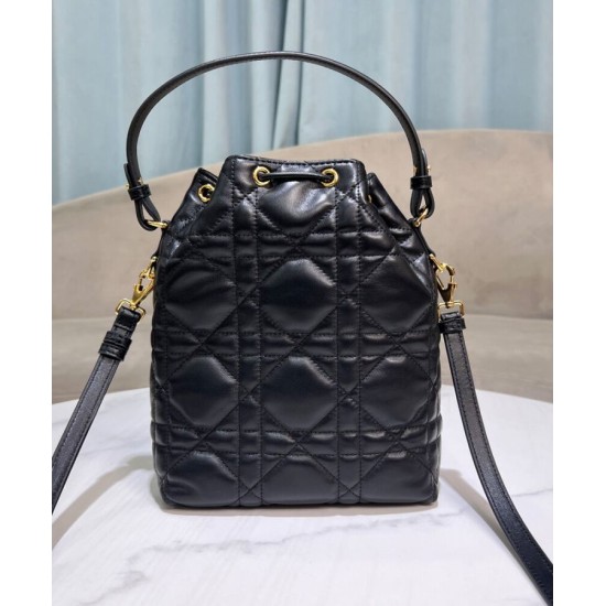 Replica Borsa a secchiello Dior Caro piccola Dior M3372 Nero Imitazioni Falso