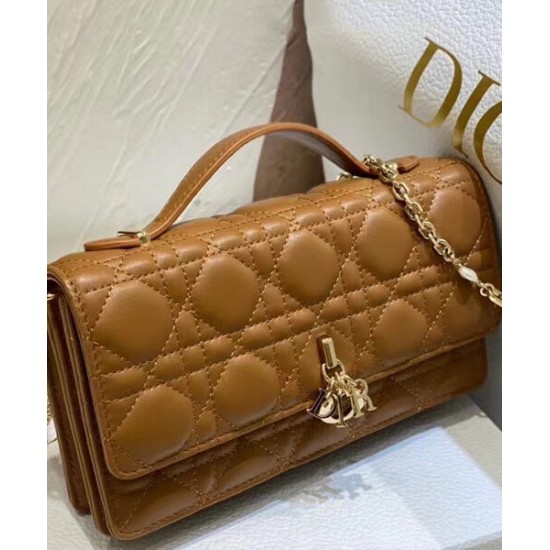 Replica Borsa Dior My Dior con Maniglia 21 cm Caffè Imitazioni Falso