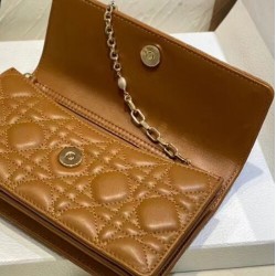 Replica Borsa Dior My Dior con Maniglia 21 cm Caffè Imitazioni Falso