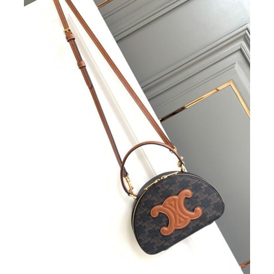 Borsa Half Moon Box con stampa logo Celine replica Celine 10K642 Caffè Imitazione