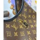 Borsa Louis Vuitton The Drop PM Replica M12940 Marrone Imitazione