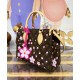 Borsa Louis Vuitton LV x TM OnTheGo PM Replica M13269 Marrone Imitazione