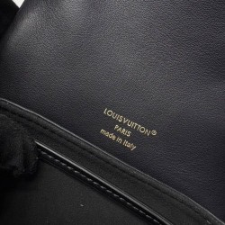 Replica Zaino Coussin PM Louis Vuitton Coussin PM M13357 Nero Imitazione