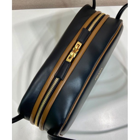 Replica Borsa a tracolla Prada Swing Smooth 1BC249 Nero Imitazione