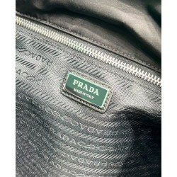 Borsa tote Prada Mariner Media Re-Nylon Replica 2VG133 Nero/Caffè