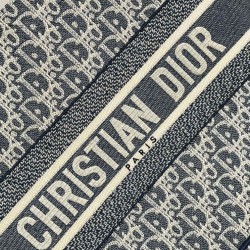 Replica Borsa Dior Book Tote Dior blu ricamata con motivo Dior Oblique grigio imitazione False Online