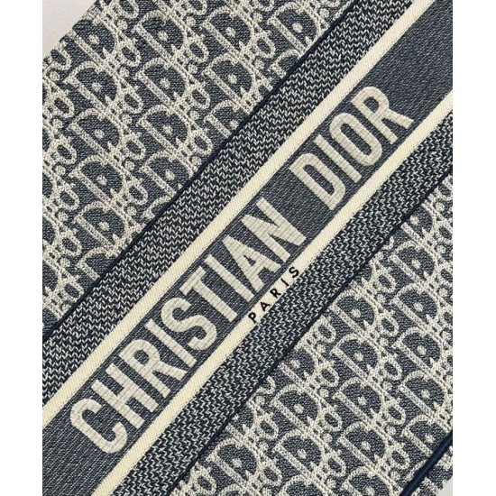 Replica Borsa Dior Book Tote Dior blu ricamata con motivo Dior Oblique grigio imitazione False Online