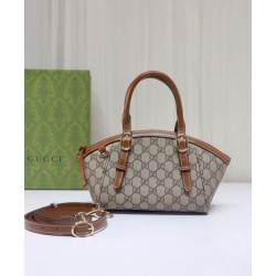 Replica Borsa a mano piccola Gucci GG Emblem 839005 Caffè imitazione False Online
