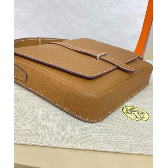 Replica Borsa a tracolla Hermès Steve Light Junior Caffè chiaro imitazione False Online