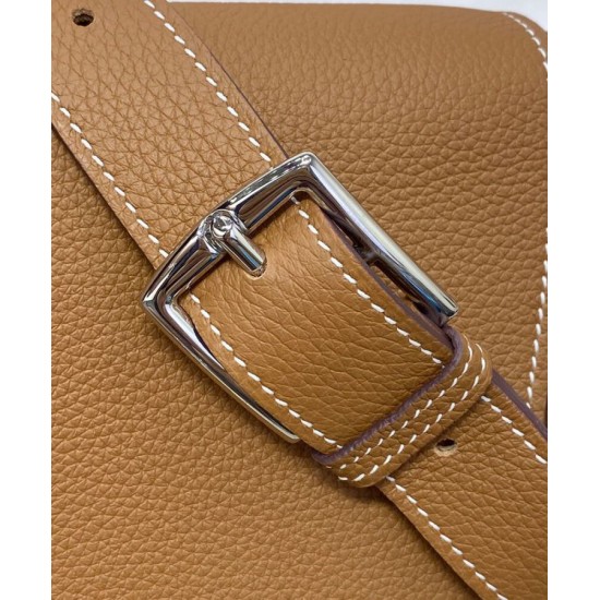 Replica Borsa a tracolla Hermès Steve Light Junior Caffè chiaro imitazione False Online