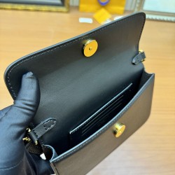 Replica Borsa Louis Vuitton con portafoglio a catena LV Bloom M14564