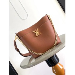 Replica Borsa Louis Vuitton Lock and Walk Marrone