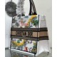 Replica Borsa media Christian Dior Book Tote senza tempo con paglia di rafia naturale e cotone ricamato Replica Borsa media Christian Dior Book Tote senza tempo con paglia di rafia naturale e cotone ricamato