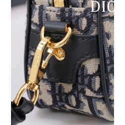 Replica Borsa Christian Dior D-Vibe East-West Nano, blu scuro