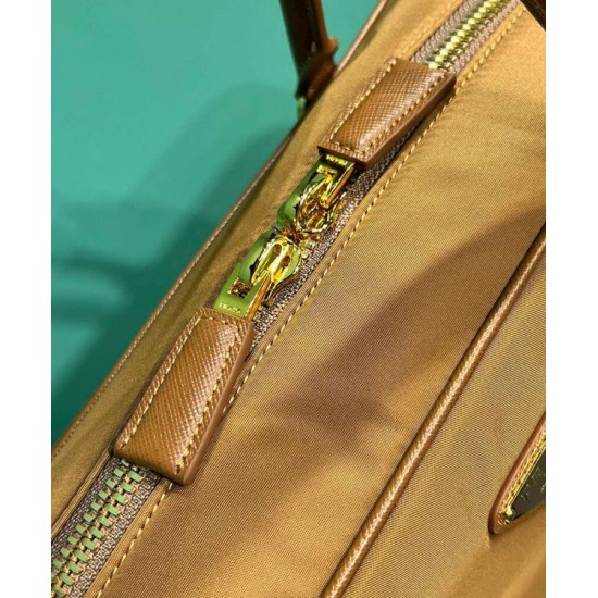 Replica Borsa Prada Re-Edition 1980 grande in Saffiano Re-Nylon, caffè
