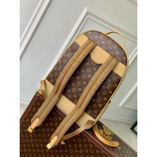Replica Zaino Louis Vuitton Outdoor in pelle martellata M12624