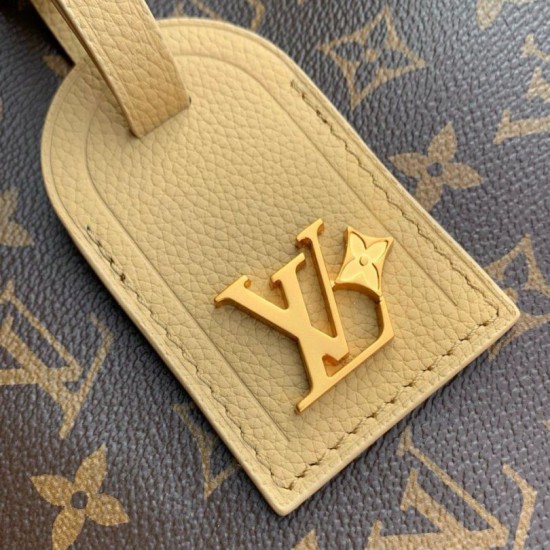 Replica Zaino Louis Vuitton Outdoor in pelle martellata M12624