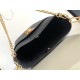 Replica Borsa Louis Vuitton Lock and Walk in pelle martellata nera M24006