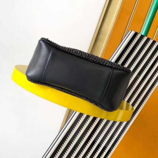 Replica Borsa a tracolla piccola Saint Laurent Le 5 À 7 morbida in rafia nera