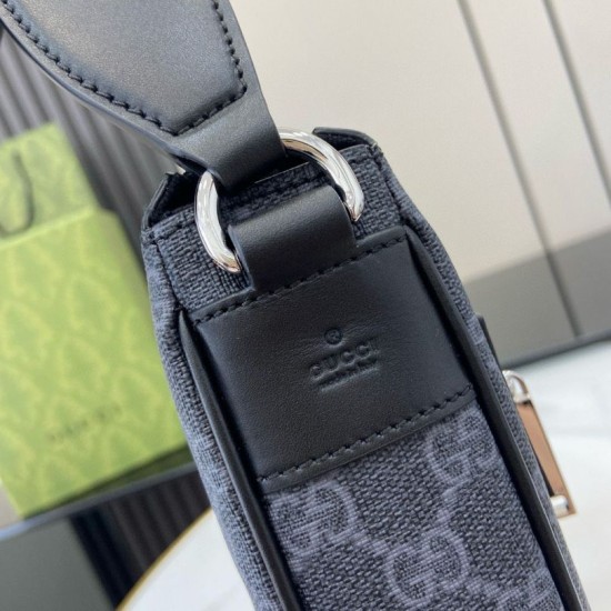 Replica Borsa a tracolla piccola Gucci GG Monogram 792082 Nero Imitazioni Falso