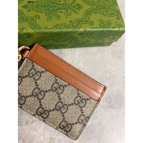 Replica Porta carte Gucci GG Emblem con tracolla 819121 Marrone Imitazioni Falso