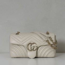 Replica Borsa a spalla media Gucci GG Marmont 837267 Beige Imitazioni Falso