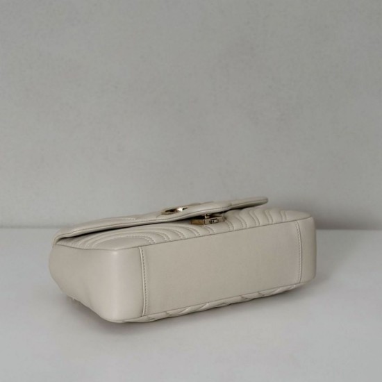 Replica Borsa a spalla media Gucci GG Marmont 837267 Beige Imitazioni Falso