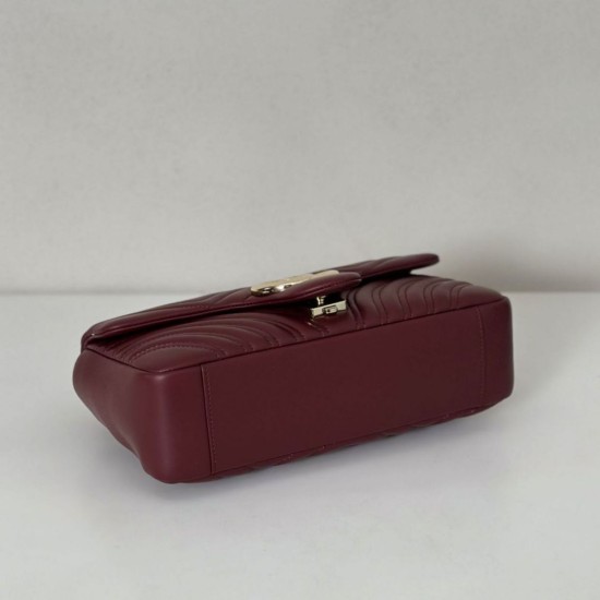 Replica Borsa a spalla media Gucci GG Marmont 837267 Rosso Imitazioni Falso