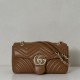Replica Borsa a spalla media Gucci GG Marmont 837267 Marrone Imitazioni Falso