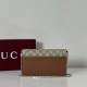 Replica Emblema Gucci GG Portafoglio con catena 838151 Marrone Imitazioni Falso