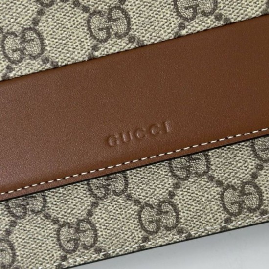 Replica Emblema Gucci GG Portafoglio con catena 838151 Marrone Imitazioni Falso