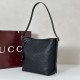 Replica Borsa a tracolla piccola Gucci GG Emblem 848881 Nera Imitazioni Falso Replica Borsa a tracolla piccola Gucci GG Emblem 848881 Nera Imitazioni Falso