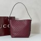Replica Borsa a tracolla piccola Gucci GG Emblem 848881 Rossa Imitazioni Falso