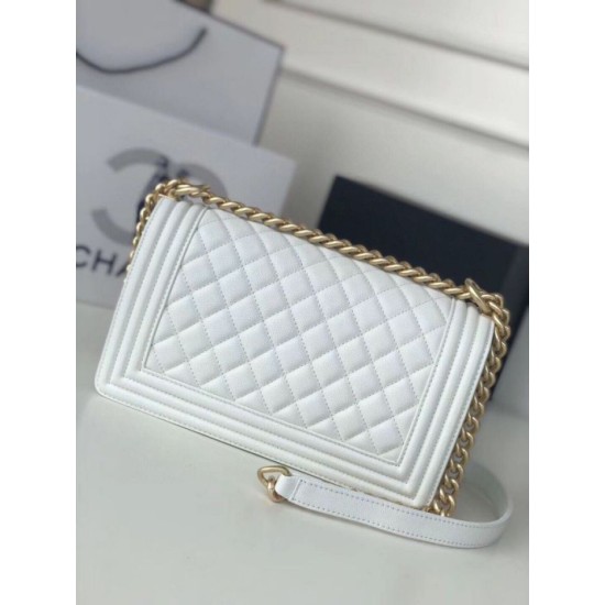 Replica Borsa Chanel Boy Flap Classic A67086 Pelle di vitello granata hardware oro/argento bianca Imitazioni Falso Replica Borsa Chanel Boy Flap Classic A67086 Pelle di vitello granata hardware oro/argento bianca Imitazioni Falso