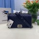 Replica Borsa Chanel Boy Flap Classic A67086 Pelle di vitello granata hardware oro/argento blu Imitazioni Falso Replica Borsa Chanel Boy Flap Classic A67086 Pelle di vitello granata hardware oro/argento blu Imitazioni Falso