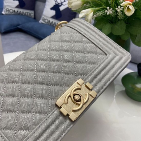 Replica Borsa Chanel Boy Flap Classic A67086 Pelle di vitello granata hardware oro grigio Imitazioni Falso Replica Borsa Chanel Boy Flap Classic A67086 Pelle di vitello granata hardware oro grigio Imitazioni Falso